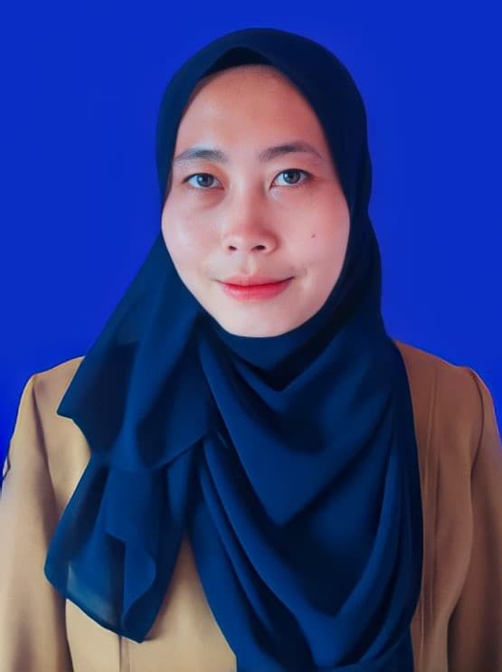 Foto Wulan Sari, Kaur Keuangan